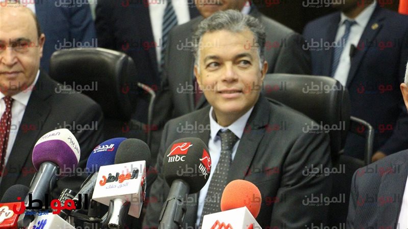 هشام عرفات وزير النقل