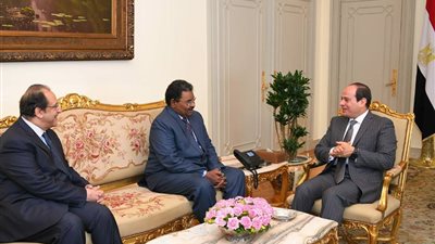 السيسي يستقبل رئيس جهاز الأمن والمخابرات السوداني