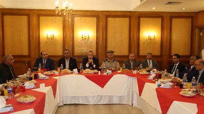 صور| حفل إفطار جماعي بـ