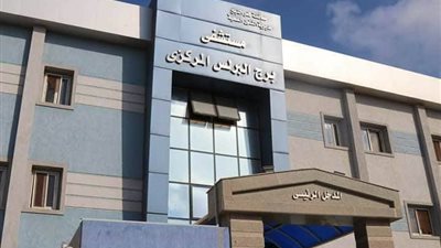 صور| محافظ كفرالشيخ فى جولة مفاجاة لـ