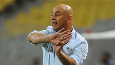 حسام حسن يطلب التعاقد مع عمرو مرعي في المصري 