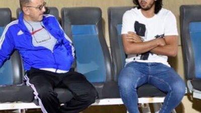 صور.. عمرو بركات في تدريب المقاصة لدعوة زملائه لـ