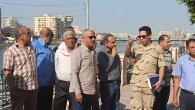 صور| محافظ الدقهلية: تسليم موقع مشروع توسعة شارع الجمهورية وكوبري المشاة للهيئة الهندسية بتكلفة 28 مليون 