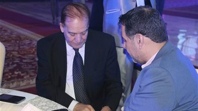 صور| احتفالية فنية تكريمًا لـ
