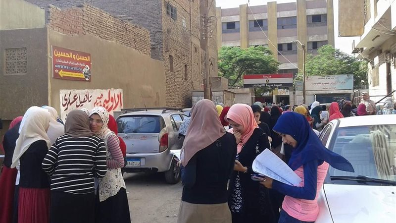 طلاب الثانوى