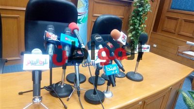 صور| استعدادات مؤتمر صحفي لوزارة التربية والتعليم والتعليم الفني 