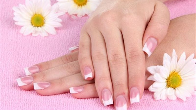 طرق تطويل الأظافر