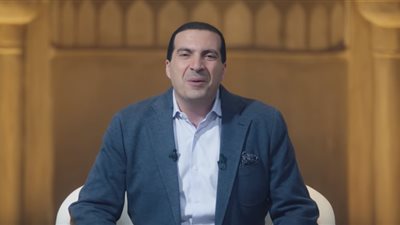 فيديو| عمرو خالد يعرض 7 قصص رائعة للأنصار 