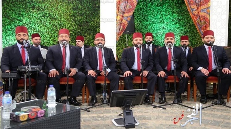 فرقة  أبو شعرة  تمدح