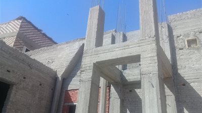 صور | بعد هدمه.. السوهاجية يطالبون بـ استكمال بناء مسجد آل بدر