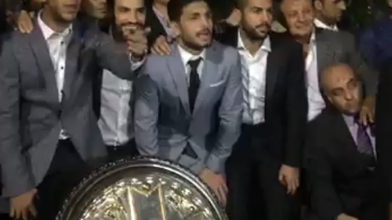 لاعبي الأهلي يلتقطون
