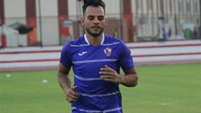 خالد قمر يوقع لـ