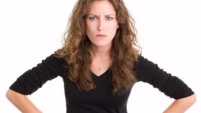 حكم قطع الزوجة صلة الرحم مع أهل الزوج؟
