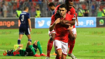 الأهلي يفكر في ضم بديل وليد أزارو 