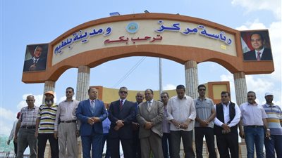 محافظ كفر الشيخ يفتتح كورنيش بحيرة البرلس ومدخل بلطيم 