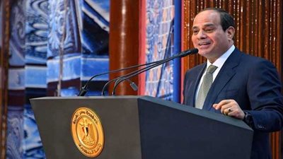لفتة إنسانية من الرئيس السيسي في احتفالية ليلة القدر