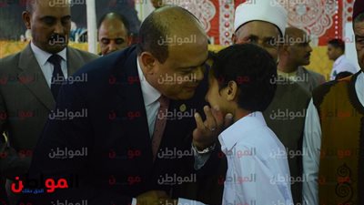 فيديو| محافظ مطروح يُكرم حفظة القرآن الكريم بمناسبة ليلة القدر