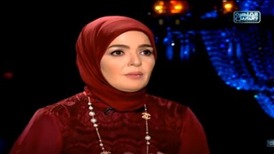 منى عبد الغني تكشف عن علاقتها بـ مفيدة شيحة في شيخ الحارة