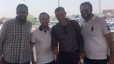 كارتيرون يصل مطار القاهرة