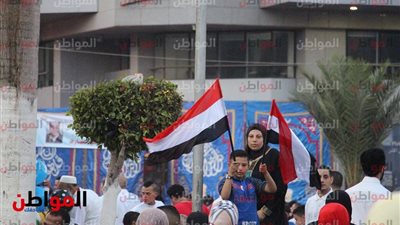   صور| احتفالات عيد الفطر 2018 بلون علم مصر فى شارع مصطفى محمود 