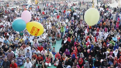 احتفالات عيد الفطر حول العالم .. الاستقبال بـ 