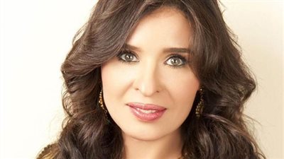 دينا تشارك جمهورها بصورة جديدة لـ