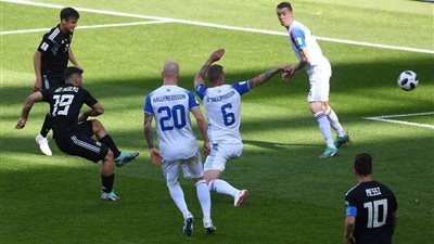 كأس العالم 2018.. تعادل إيجابي مثير بين الأرجنتين وإيسلندا في الشوط الأول