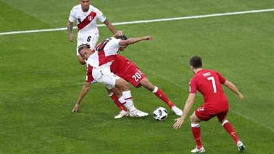 كأس العالم 2018.. تعادل سلبي بين الدنمارك وبيرو بعد مرور 30 دقيقة