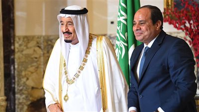 السيسي يهنئ الملك سلمان بـ 