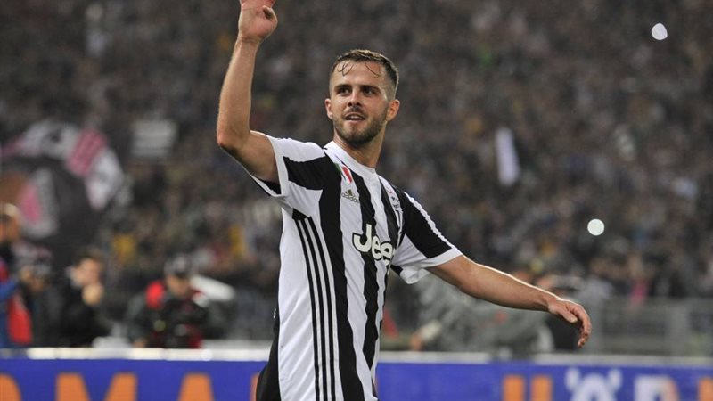 ميراليم بيانيتش لاعب