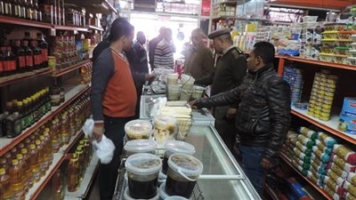 وزارة الداخلية تواصل حملاتها الرقابية على الأسواق في أيام عيد الفطر 2018
