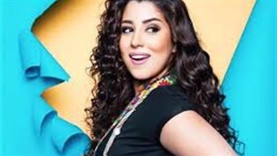 فيديو| طفلة تقلد 