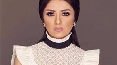 سمر يسري تنشر صورة عائلية عبر الإنستجرام