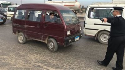 حملات مرورية مكبرة على الطرق لرصد المخالفات فى القاهرة والجيزة
