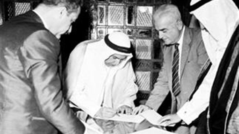 لحظة استقلال الكويت
