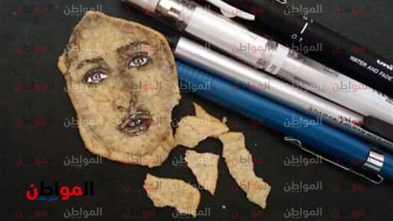 رجب شاب يرسم بطريقة