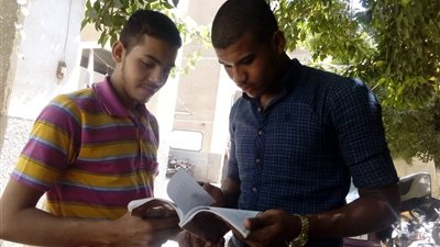 فيديو| استياء طلاب أزهر سوهاج من امتحانات التفاضل والتكامل