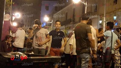صور.. المصريون ما بين حزين ومنكسر عقب الخسارة المريرة من الدب الروسي