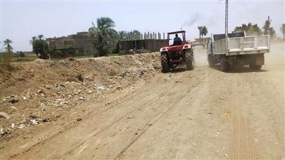رفع 20 طن قمامة ومخلفات في حملة مكبرة بمركز دار السلام بسوهاج