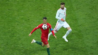 كأس العالم 2018.. بيكيه يصل للمباراة رقم 100 مع إسبانيا
