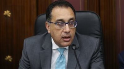مدبولي يناقش تطورات صندوق النقد الدولي في اجتماعه مع محافظ البنك المركزي