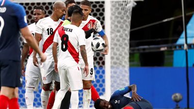 صخرة برشلونة يتعرض لـ