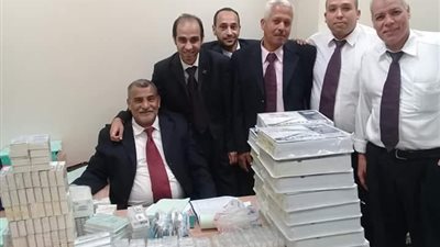 بالصور| الجمارك تضبط راكب قادم من الإمارات لتهريبه مستلزمات أسنان مجهولة المصدر