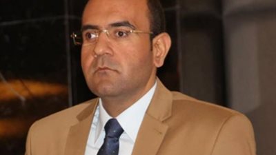 مصطفى أبو زيد يوضح لـ