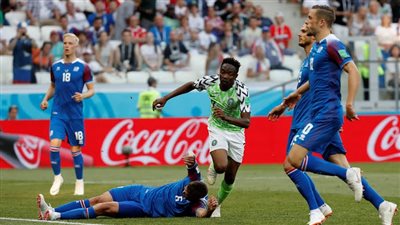فيديو.. أحمد موسي يتقدم لنيجيريا أمام أيسلندا