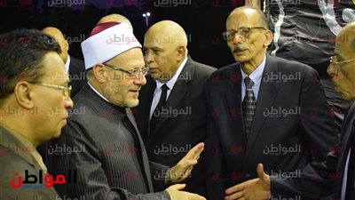 فيديو وصور| رموز الأزهر في عزاء الشيخ معوض إبراهيم بمدينة نصر