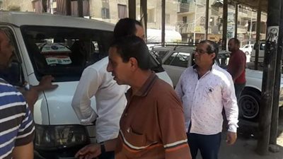رئيس حى شرق المنصورة يشدد على وضع التعريفة المقررة 