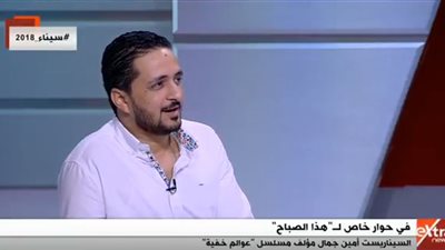  مؤلف 