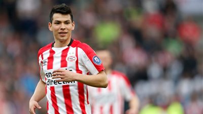 نجم المكسيك يعلق على اهتمام ريال مدريد وبرشلونة