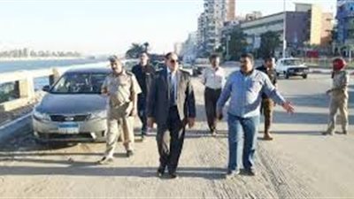 محافظ سوهاج يتفقد أعمال تطوير الكورنيش الغربى